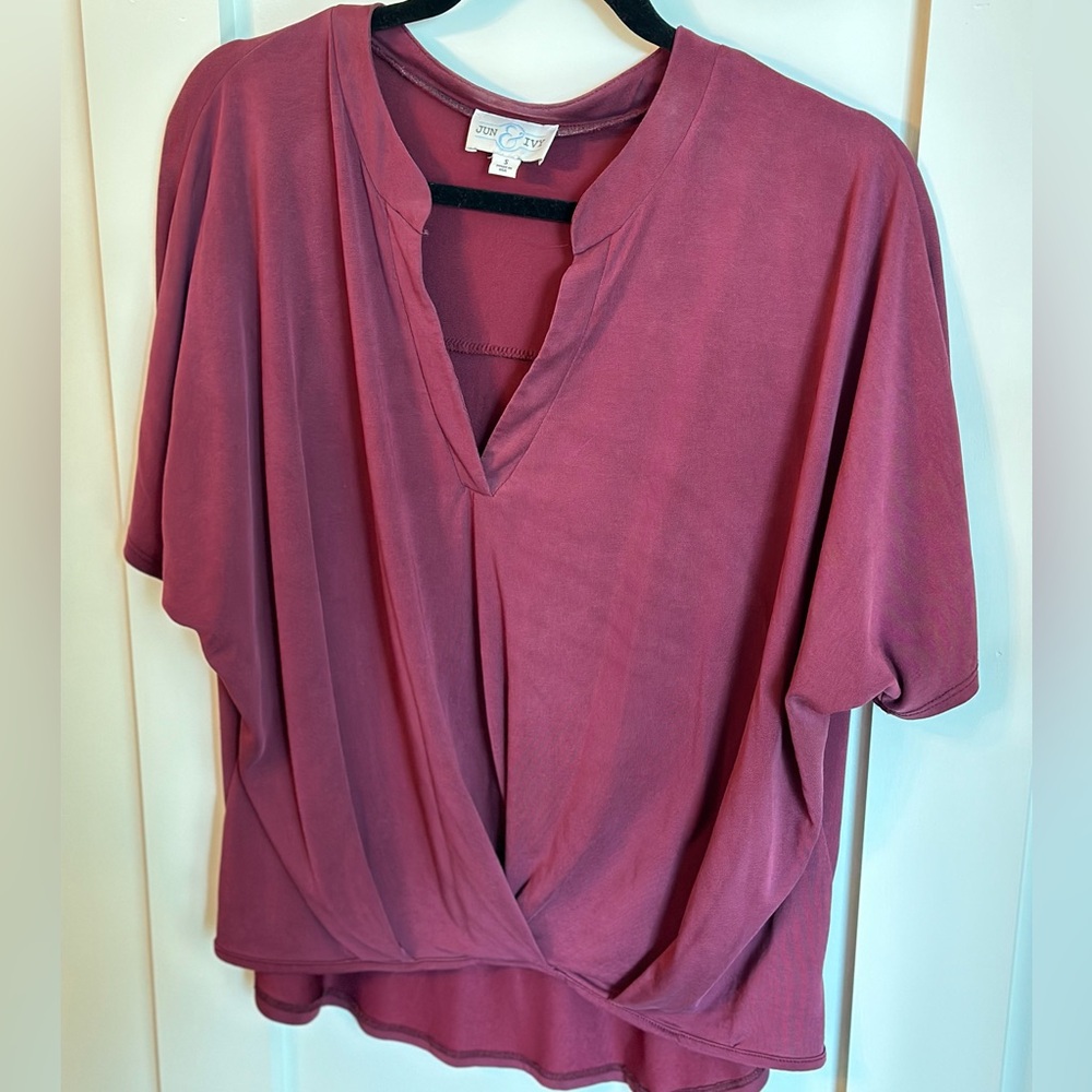 ❤️ Jun & Ivy Burgundy Top